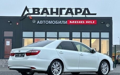 Toyota Camry, 2017 год, 2 390 000 рублей, 5 фотография