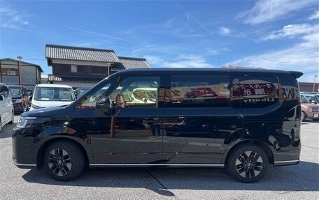 Honda Stepwgn, 2022 год, 2 150 000 рублей, 7 фотография