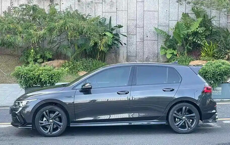 Volkswagen Golf VIII, 2022 год, 1 310 000 рублей, 9 фотография