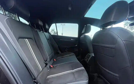 Volkswagen Golf VIII, 2022 год, 1 310 000 рублей, 18 фотография