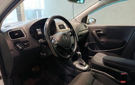 Volkswagen Polo VI (EU Market), 2016 год, 1 150 000 рублей, 7 фотография