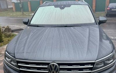 Volkswagen Tiguan II, 2018 год, 3 130 000 рублей, 1 фотография