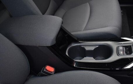 Toyota Corolla, 2022 год, 1 810 000 рублей, 14 фотография