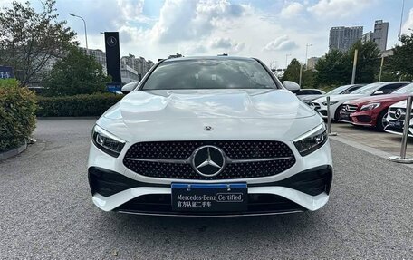 Mercedes-Benz A-Класс, 2024 год, 2 590 000 рублей, 2 фотография