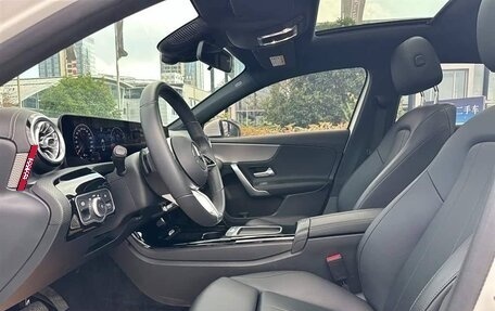 Mercedes-Benz A-Класс, 2024 год, 2 590 000 рублей, 14 фотография