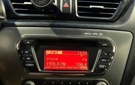 KIA Rio III рестайлинг, 2013 год, 850 000 рублей, 7 фотография