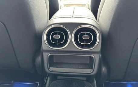 Mercedes-Benz C-Класс, 2025 год, 6 179 000 рублей, 18 фотография