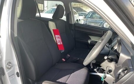 Toyota Corolla, 2017 год, 700 000 рублей, 20 фотография