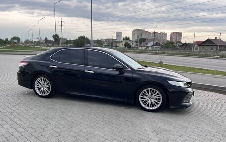 Toyota Camry, 2020 год, 3 100 000 рублей, 5 фотография