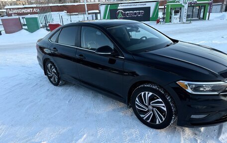 Volkswagen Jetta VII, 2019 год, 1 920 000 рублей, 2 фотография