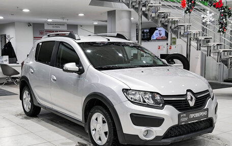 Renault Sandero II рестайлинг, 2015 год, 750 000 рублей, 3 фотография