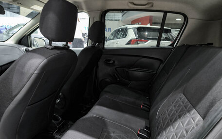 Renault Sandero II рестайлинг, 2015 год, 750 000 рублей, 15 фотография