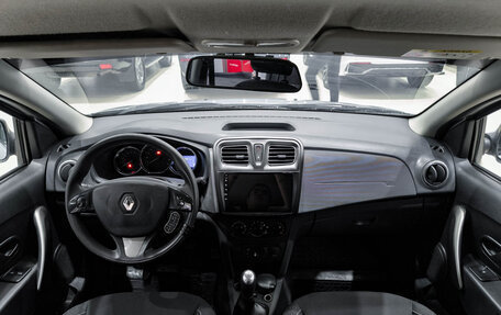 Renault Sandero II рестайлинг, 2015 год, 750 000 рублей, 17 фотография