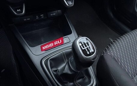 KIA Rio IV, 2019 год, 1 050 000 рублей, 15 фотография