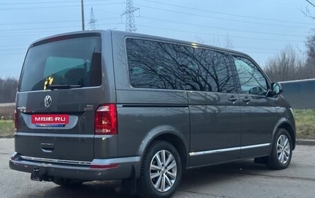 Volkswagen Multivan T6 рестайлинг, 2016 год, 4 990 000 рублей, 4 фотография