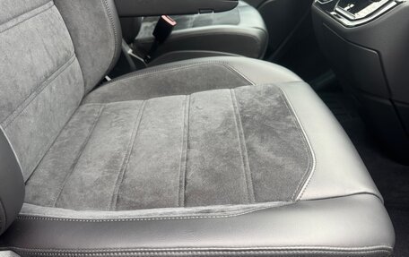 Volkswagen Multivan T6 рестайлинг, 2016 год, 4 990 000 рублей, 15 фотография