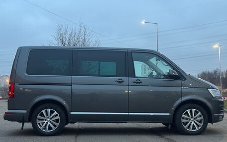 Volkswagen Multivan T6 рестайлинг, 2016 год, 4 990 000 рублей, 6 фотография