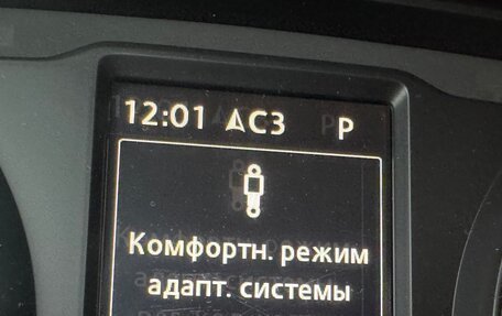 Volkswagen Multivan T6 рестайлинг, 2016 год, 4 990 000 рублей, 30 фотография