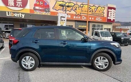 Toyota Raize I, 2021 год, 1 400 000 рублей, 4 фотография