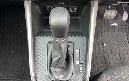 Toyota Raize I, 2021 год, 1 400 000 рублей, 13 фотография