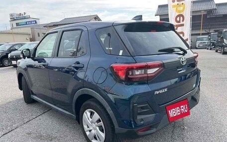 Toyota Raize I, 2021 год, 1 400 000 рублей, 8 фотография