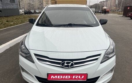 Hyundai Solaris II рестайлинг, 2016 год, 938 000 рублей, 1 фотография