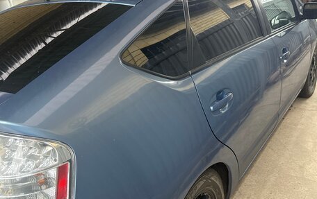 Toyota Prius, 2006 год, 630 000 рублей, 4 фотография