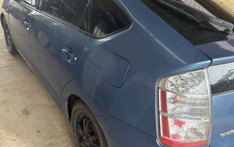 Toyota Prius, 2006 год, 630 000 рублей, 3 фотография