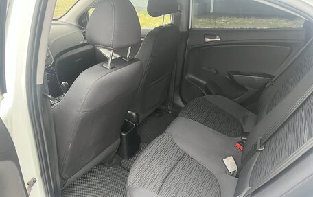 Hyundai Solaris II рестайлинг, 2016 год, 938 000 рублей, 23 фотография