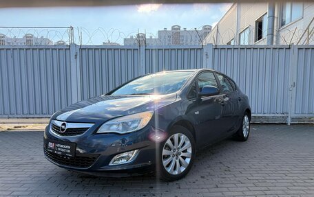 Opel Astra J, 2010 год, 550 000 рублей, 3 фотография