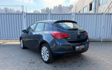 Opel Astra J, 2010 год, 550 000 рублей, 8 фотография