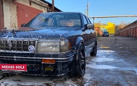 Nissan Cedric VII, 2000 год, 300 000 рублей, 11 фотография