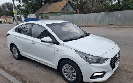 Hyundai Solaris II рестайлинг, 2018 год, 1 200 000 рублей, 8 фотография