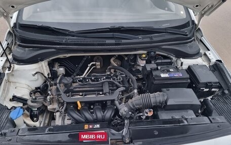 Hyundai Solaris II рестайлинг, 2018 год, 1 200 000 рублей, 5 фотография