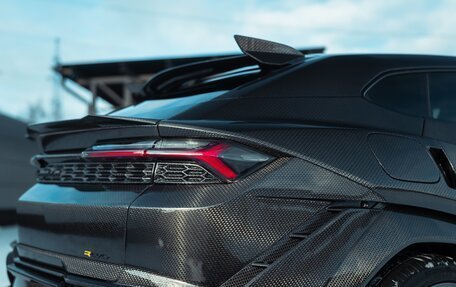 Lamborghini Urus I, 2025 год, 75 000 000 рублей, 17 фотография