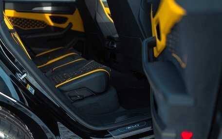 Lamborghini Urus I, 2025 год, 75 000 000 рублей, 29 фотография