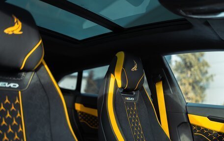 Lamborghini Urus I, 2025 год, 75 000 000 рублей, 25 фотография