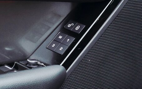 Land Rover Range Rover Velar I, 2018 год, 4 450 000 рублей, 19 фотография