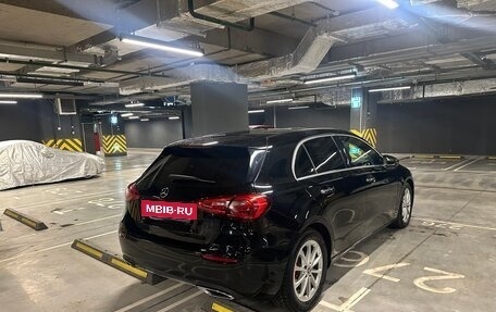 Mercedes-Benz A-Класс, 2019 год, 2 750 000 рублей, 4 фотография