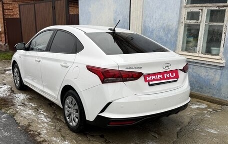 Hyundai Solaris II рестайлинг, 2021 год, 1 450 000 рублей, 5 фотография