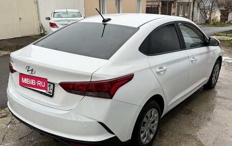 Hyundai Solaris II рестайлинг, 2021 год, 1 450 000 рублей, 7 фотография