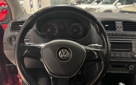 Volkswagen Polo VI (EU Market), 2015 год, 990 000 рублей, 15 фотография