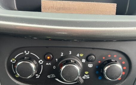 Renault Logan II, 2021 год, 995 000 рублей, 7 фотография