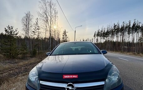 Opel Astra H, 2004 год, 355 000 рублей, 1 фотография