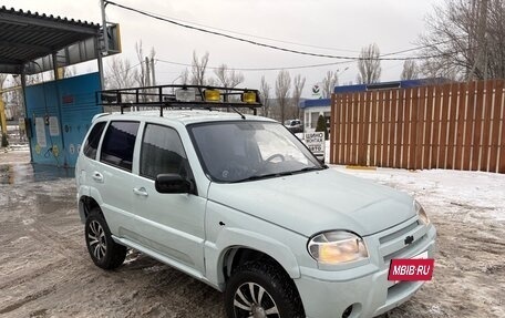 Chevrolet Niva I рестайлинг, 2005 год, 275 000 рублей, 2 фотография