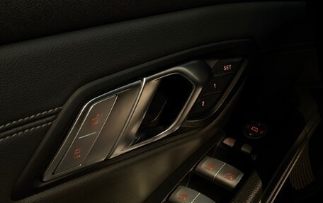 BMW 3 серия, 2019 год, 3 700 000 рублей, 20 фотография