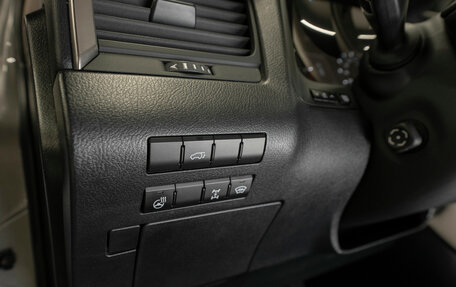 Lexus RX IV рестайлинг, 2020 год, 4 800 000 рублей, 17 фотография