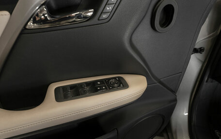 Lexus RX IV рестайлинг, 2020 год, 4 800 000 рублей, 14 фотография