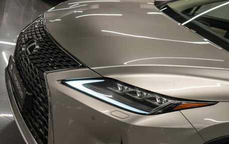 Lexus RX IV рестайлинг, 2020 год, 4 800 000 рублей, 30 фотография