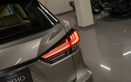 Lexus RX IV рестайлинг, 2020 год, 4 800 000 рублей, 31 фотография